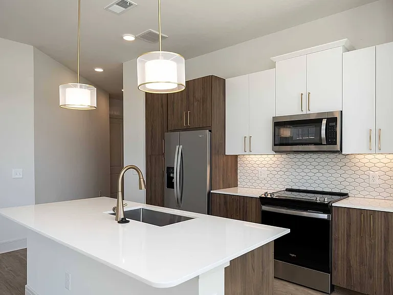 Chamblee City Heights Apartments — Photo 20