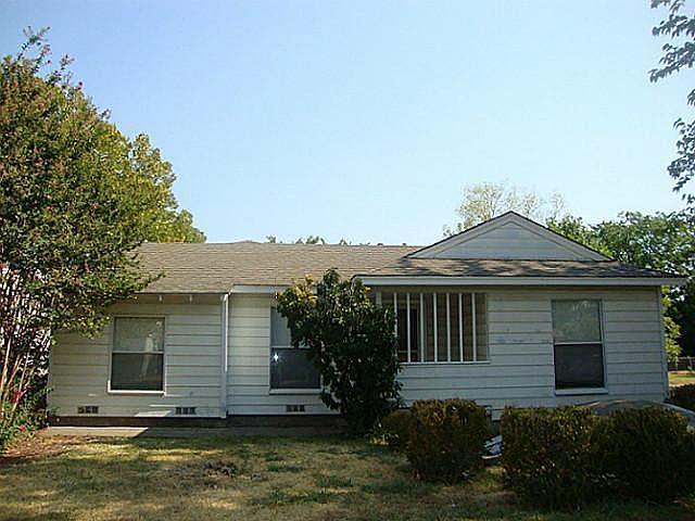 1st image of 213 Franklin Ave #1