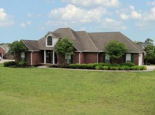 127 Garden Park Dr, Saltillo, MS 38866