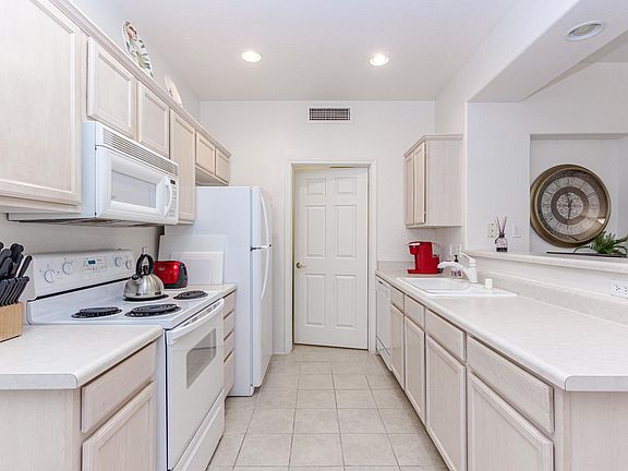 2nd image of 655 W Vistoso Highlands Dr