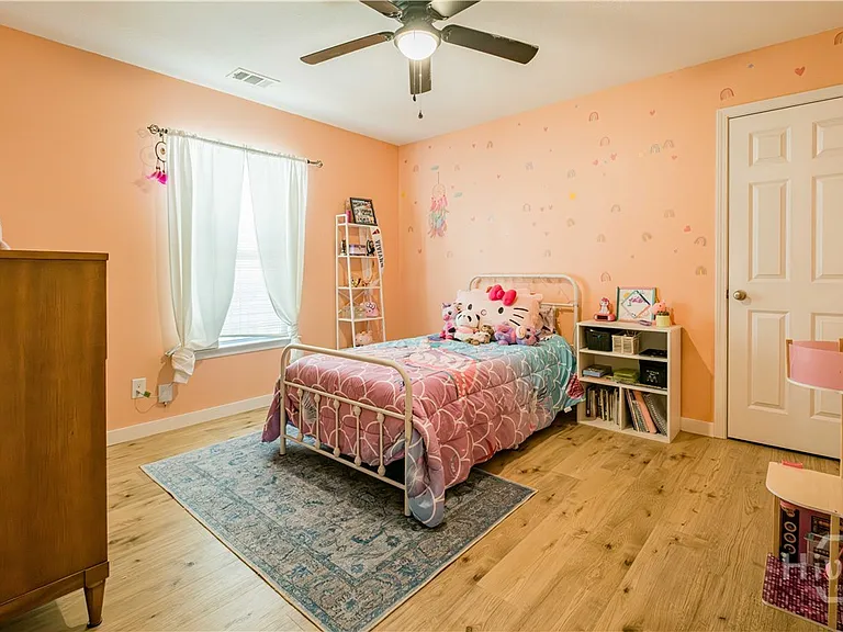 17 Raintree Way — Photo 31
