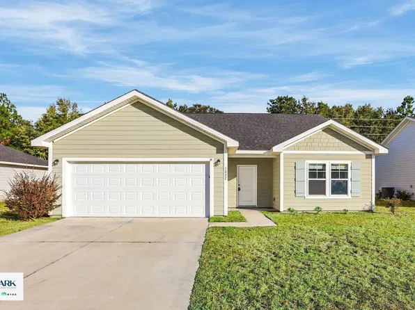 1027 Autumns Wood Cir E, Brunswick, GA 31525