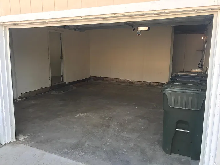 1309 Grand Ave — Photo 2