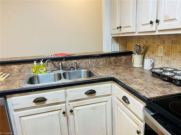 5th image of 165 Virginia St Suite 309