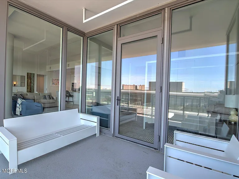 1101 Ocean Ave #603 — Photo 33