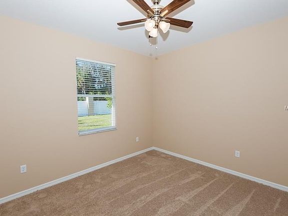 5th image of 1705 James Pointe Dr