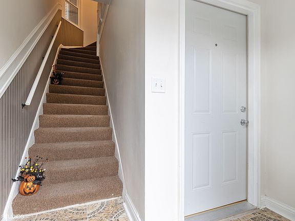 2nd image of 4310 W Wilcox St #3