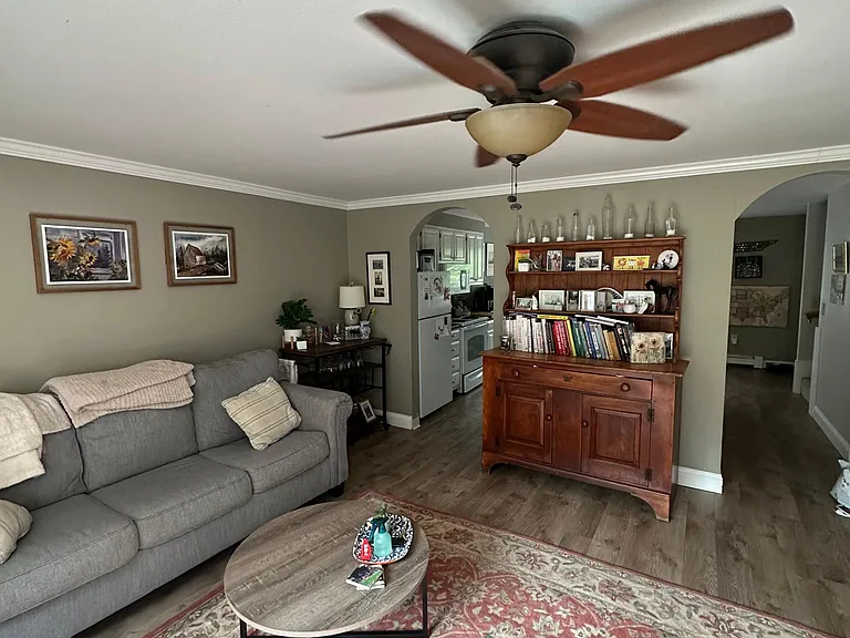 9 Moonlight Dr #9 — Photo 2