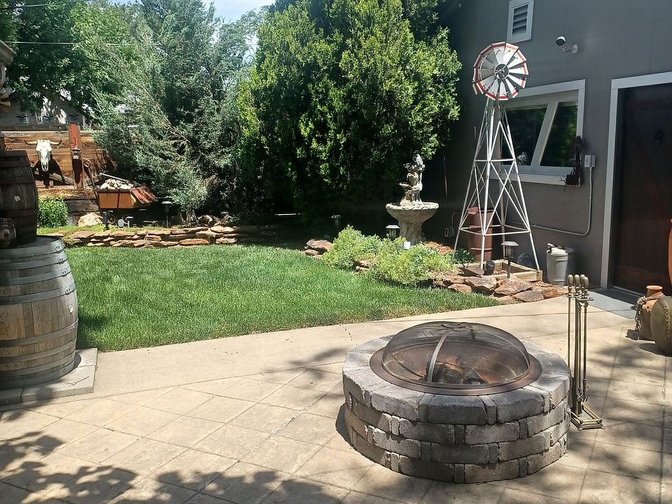 Backyard (private entrance location)
