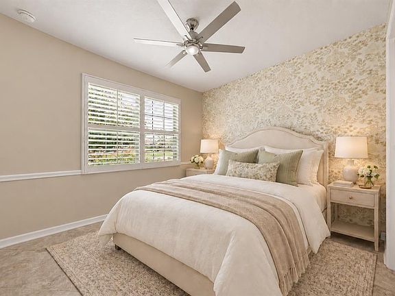 4th image of 8847 SW 104TH CIRCLE