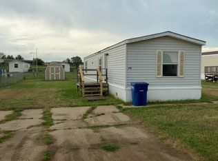 245 B St, Dickinson, ND 58601