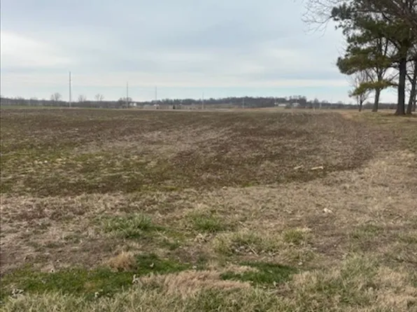 0 E 950 S, Oakland City, IN 47660