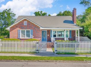 14 E 54th St, Savannah, GA 31405