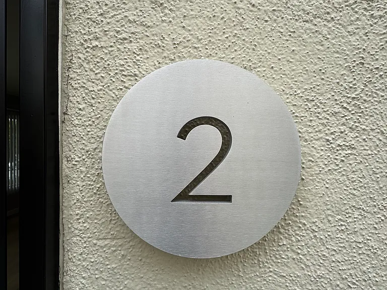 5447 Russell Ave #2 — Photo 8