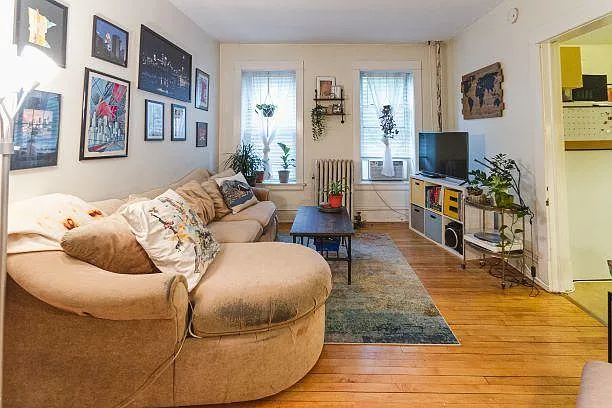 606 7th St SE #8B — Photo 10