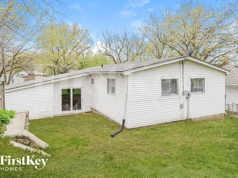 5106 S Grand Ave — Photo 15