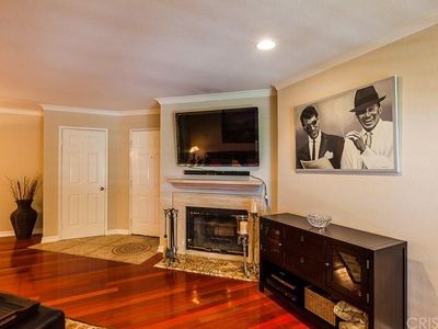 697 Sutton Crest Trl Unit 201, Oak Park, CA, 91377