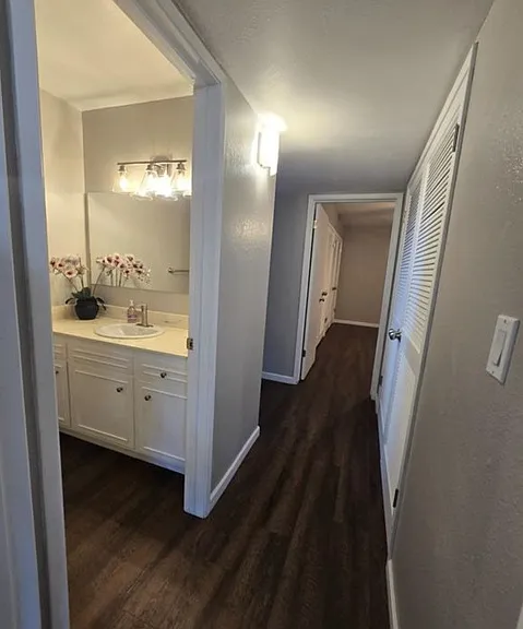 617 W Granger Ave #1 — Photo 7