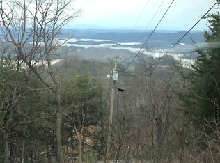 535 Wallen Ln E, Thorn Hill, TN 37881