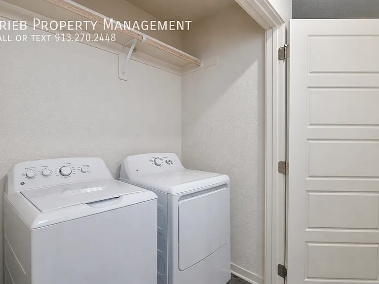3229 N 103rd Pl #33 — Photo 16