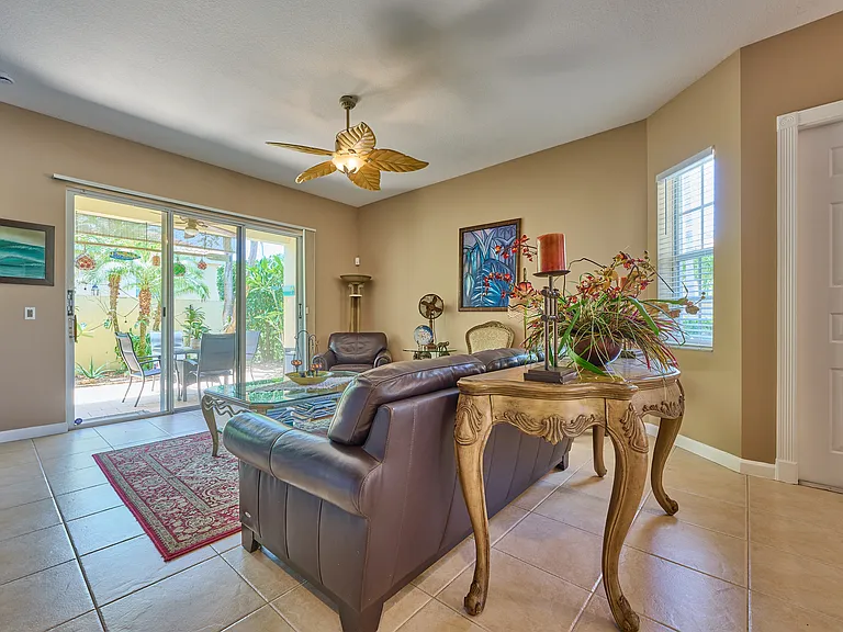 530 Commons Dr — Photo 28