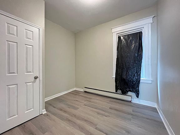 2nd image of 184 W Runyon St Floor 1