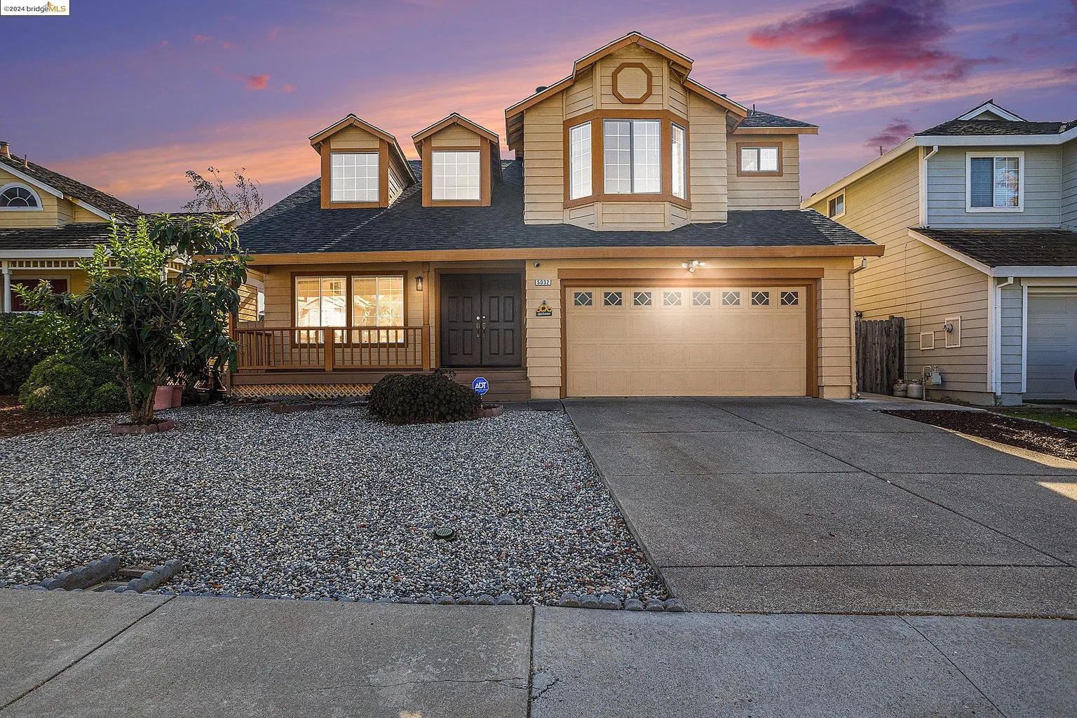 5032 Wagon Wheel Way photo 1