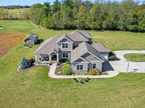 3825 E 1100 N, Roanoke, IN 46783