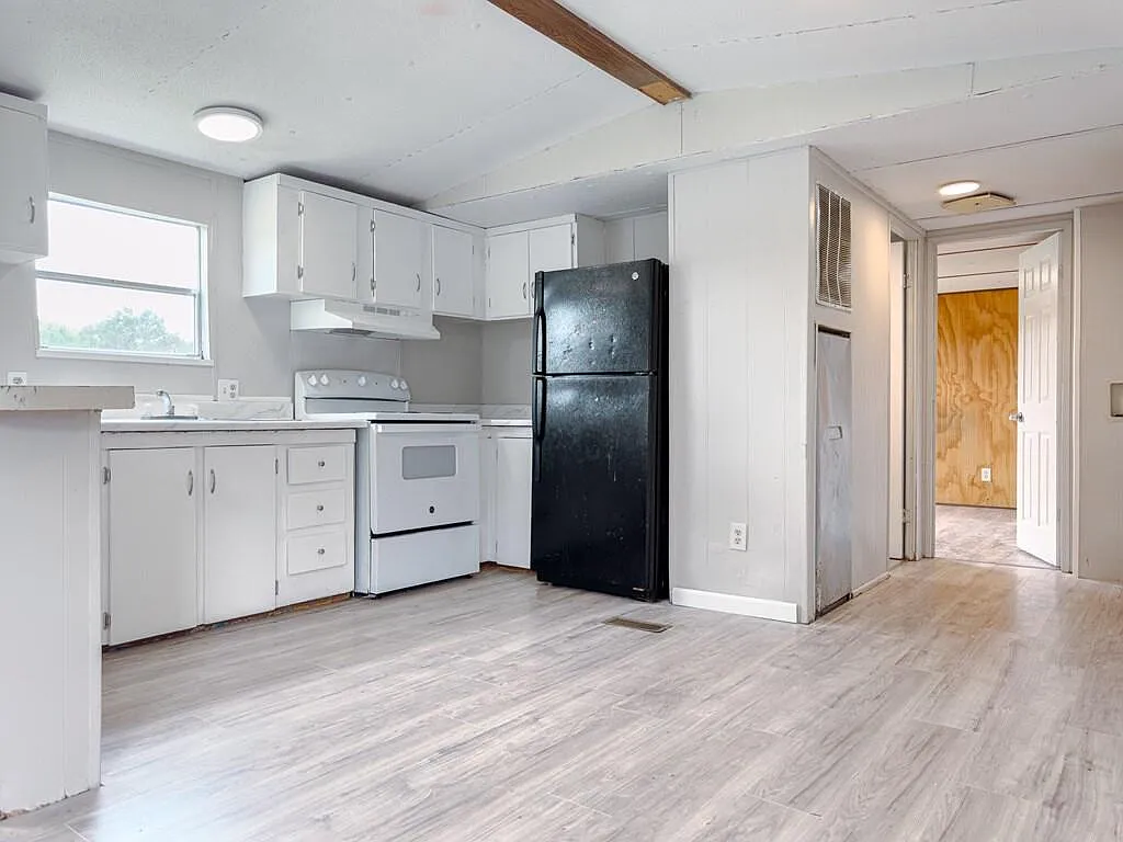 2 bed, 672 sqft, $950 — Photo 3