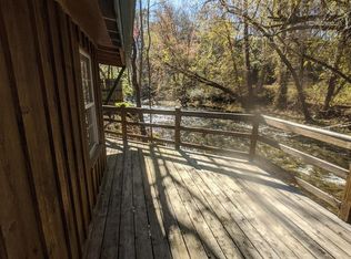 81 E Deep Creek Rd, Bryson City, NC 28713