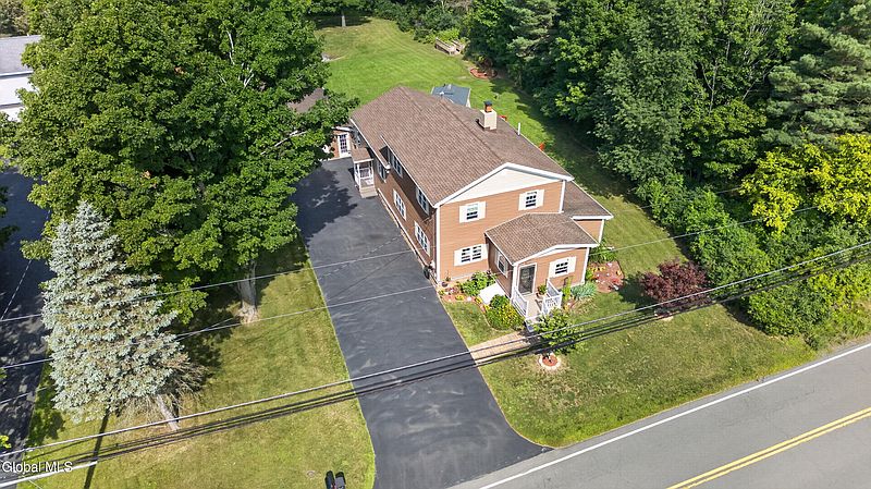 4th image of 160 Hidley Road