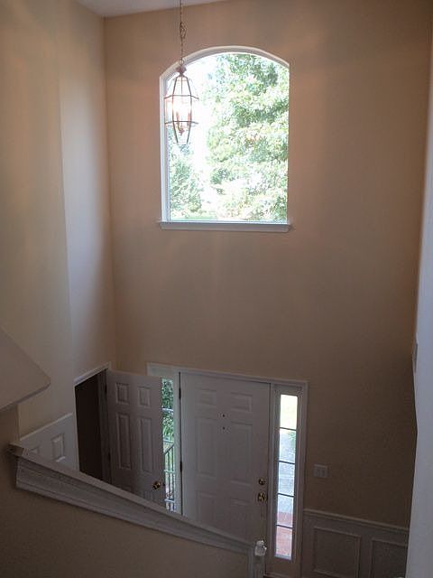2nd image of 2813 Amhurst Way NW