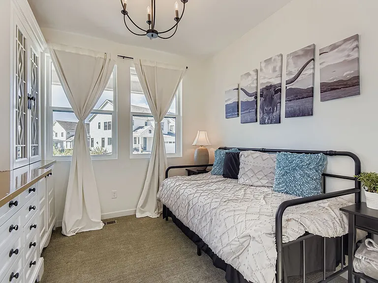 9022 Moondance Dr — Photo 25