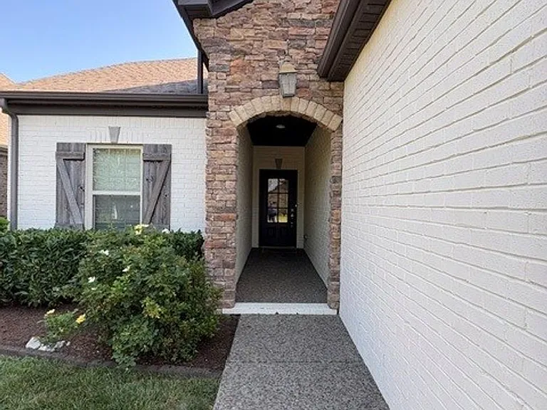 183 Dayflower Dr — Photo 2