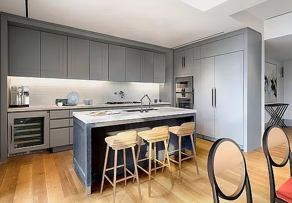2nd image of 100 Amity St APT 6B