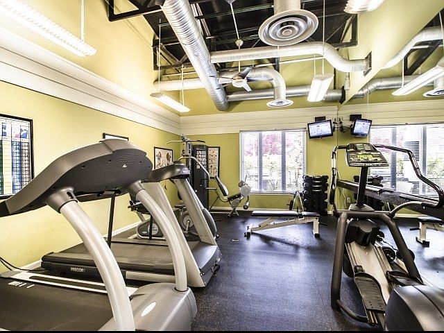 1st image of 1721 Gardenia Ave APT 203