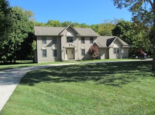 1533 Autumn View Ln, Howell, MI 48843