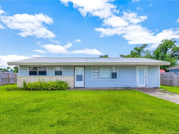 409 Bowmer Ln, Sulphur, LA 70663
