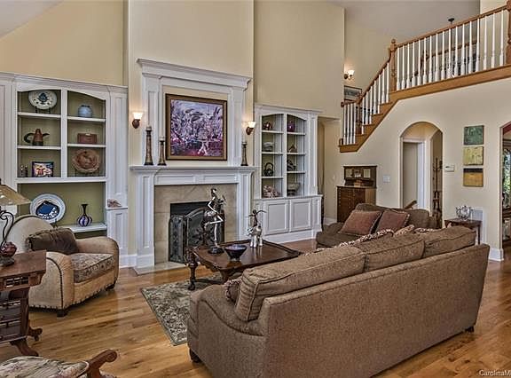 4th image of 62 Glenberry Way #2