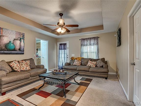 2nd image of 3502 Crescent Gardens Dr