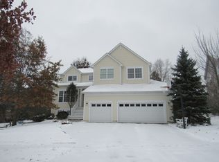 1824 Prairie Ridge Cir, Lindenhurst, IL 60046