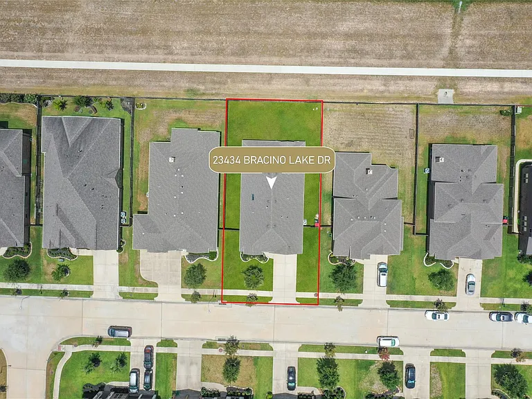 23434 Bracino Lake Dr — Photo 29