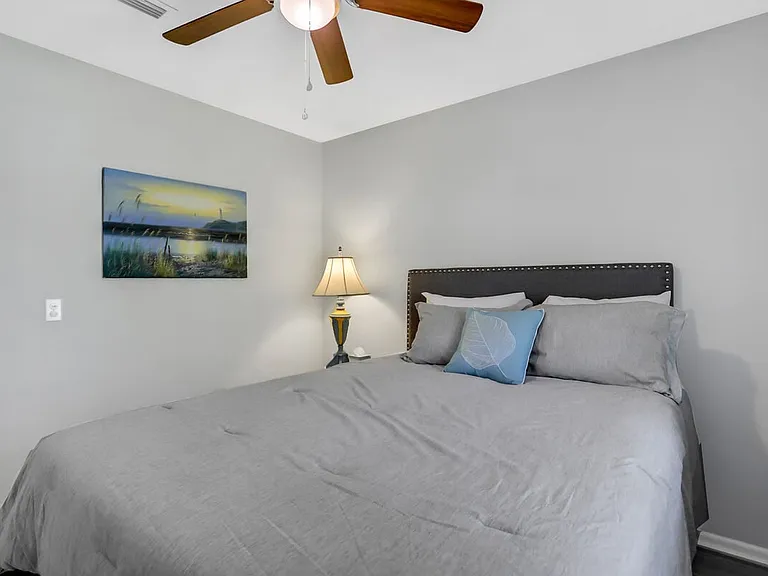 4636 Whimbrel Ln — Photo 18