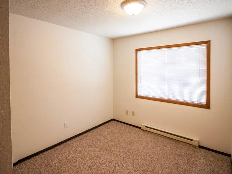 Lakota Village Townhomes — Photo 15