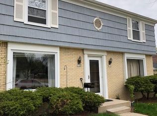 7322 W Meinecke Ave, Wauwatosa, WI 53213