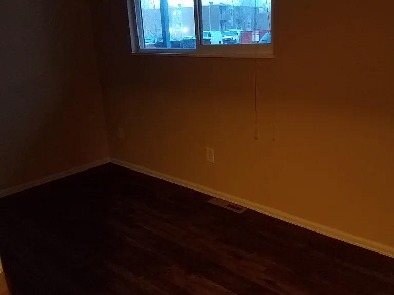 1611 Cottonwood Dr #2 — Photo 3