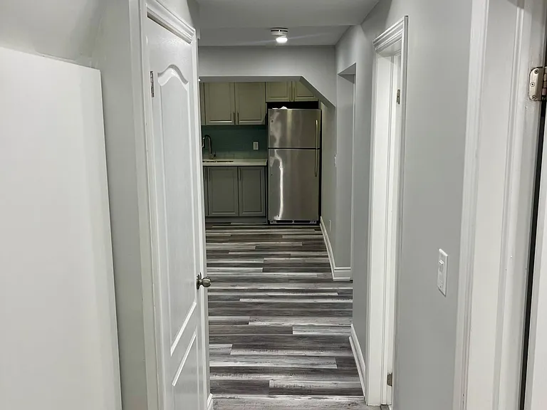 41 Sugarcane Ave W — Photo 5