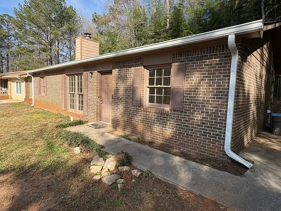 11 Brookfield Dr