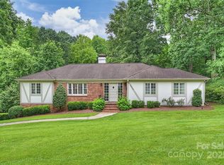3504 Mountainbrook Rd, Charlotte, NC 28210