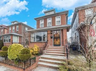 3139 86th St, East Elmhurst, NY 11369